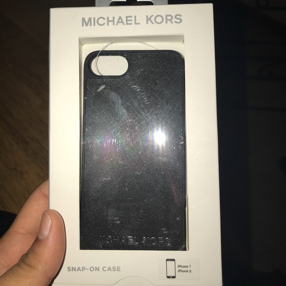 iPhone 7/8 Michael Kors Case - Picture 1 of 2